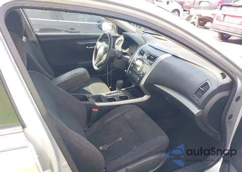 2014 Nissan Altima 2.5 S from USA, damaged, VIN 1N4AL3AP1EC190153